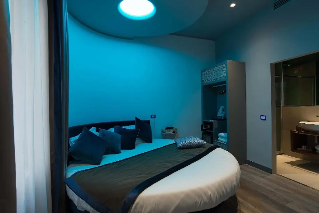 DOUBLE DELUXE QUEEN BED Room, Colonna Suite Del Corso, Rome