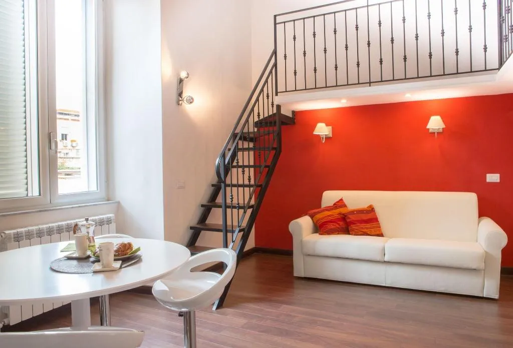 Room, Mergellina, Naples