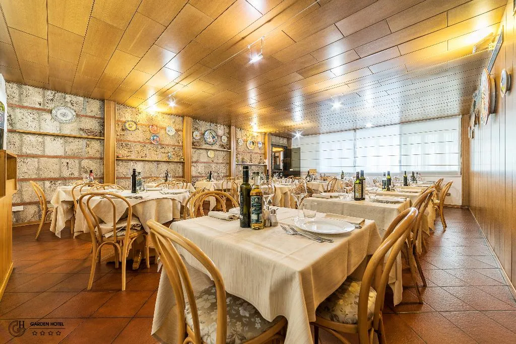 Restaurant, Garden Hotel, Umbria