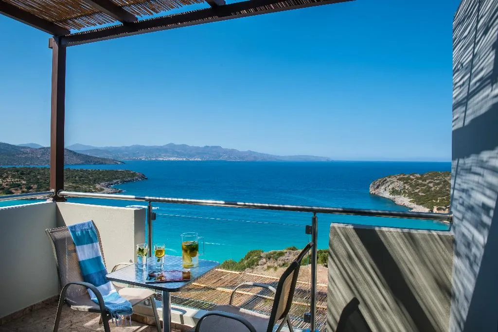Double or Twin LUXURY SEA VIEW Room, Mistral Mare, Crete