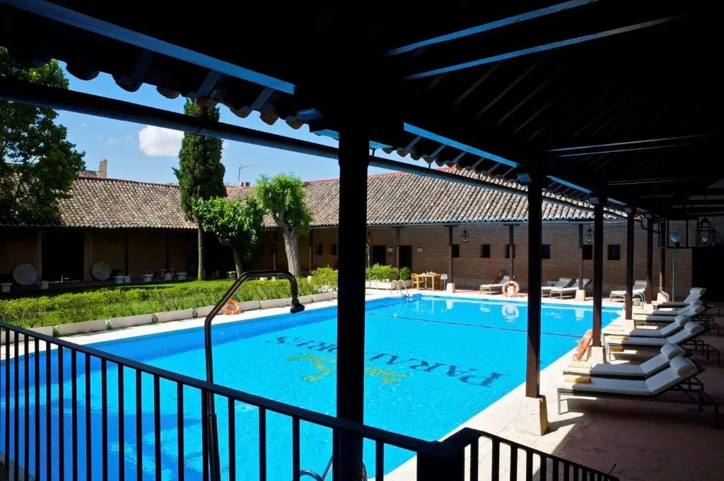 Pool, Parador de Chinchon, Madrid
