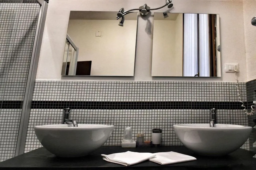 Room, Al Gazzettino, Venice