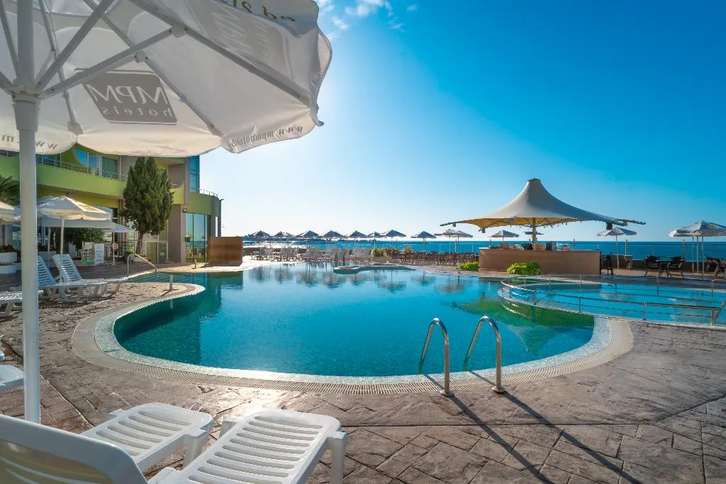 Pool, MPM Arsena, Bourgas
