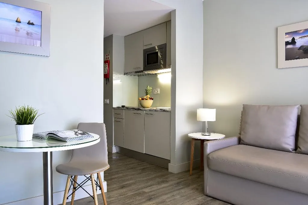 APARTMENT PREMIUM ONE BEDROOM Room, Aqualuz Lagos by The Editory, Algarve