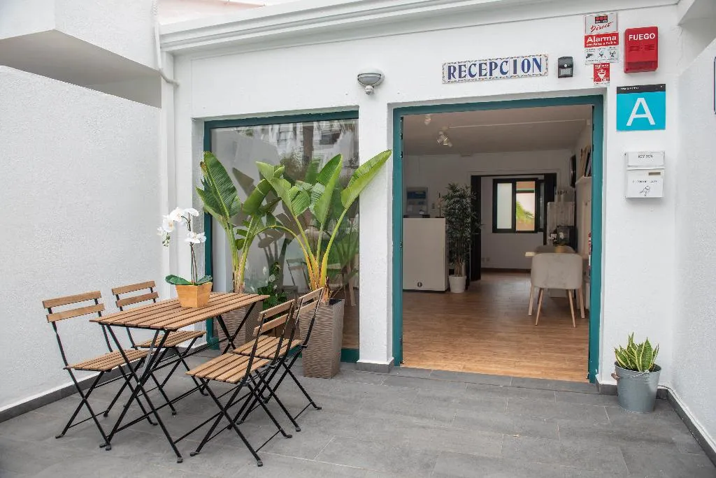 Lobby, Los Rosales, La Palma