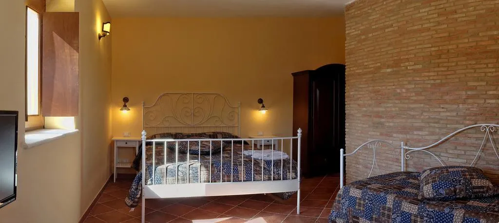 TRIPLE STANDARD Room, Agriturismo Passo Dei Briganti, Catania