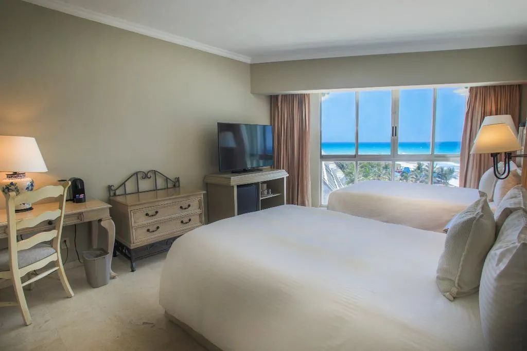 SINGLE SUPERIOR Room, Sandos Cancun All Inclusive - Adults Only, Cancun Area