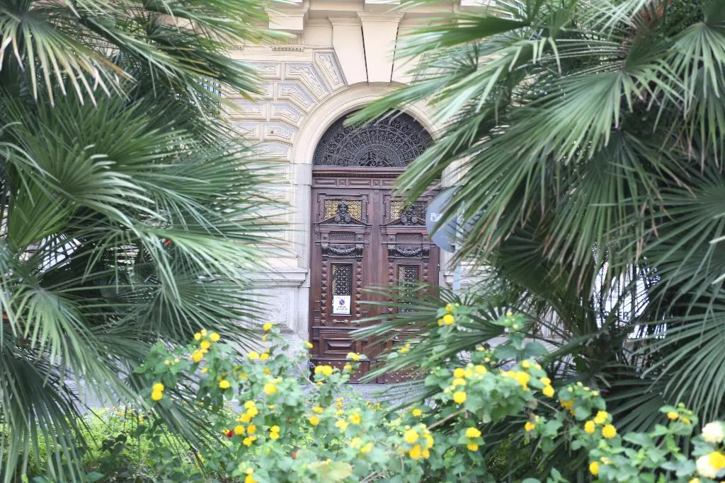 General view, Piazza Bovio 22, Naples