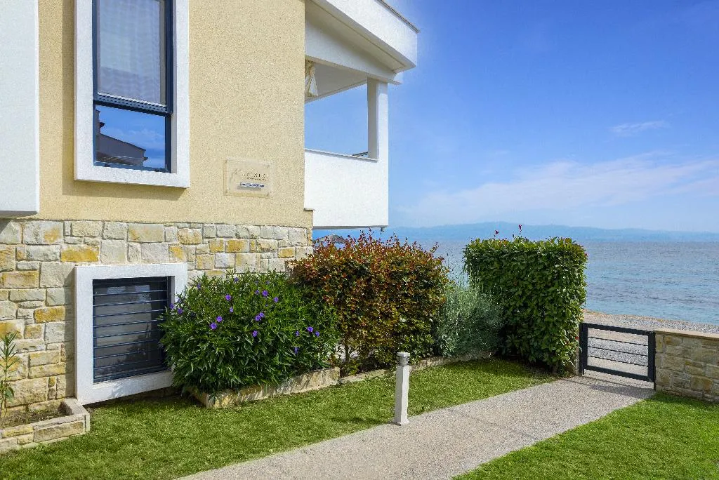 STUDIO SEA VIEW Room, Elpiniki Luxury Apartments, Thessaloniki
