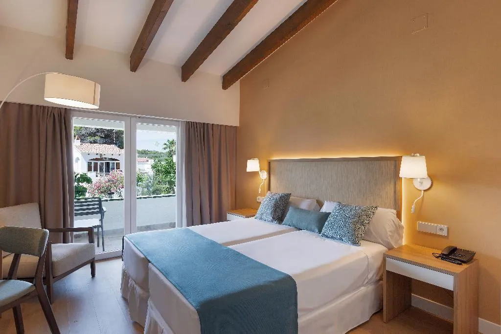 DOUBLE SINGLE USE GARDEN VIEW Room, Aluasoul Menorca, Menorca