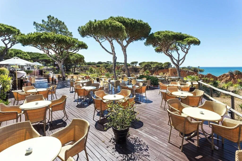 Restaurant, Pine Cliffs Residence, Algarve
