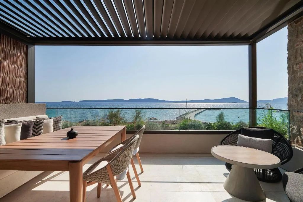 SUITE TWO BEDROOMS WITH PRIVATE POOL Room, W Costa Navarino- Adults Only, Kalamata