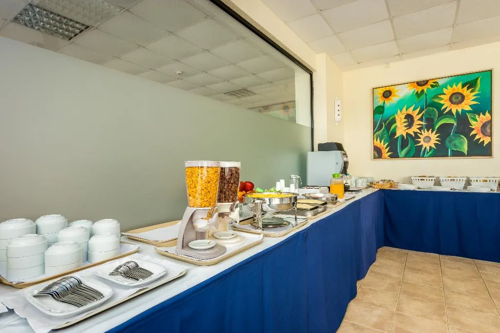 Restaurant, Janelas do Mar, Algarve
