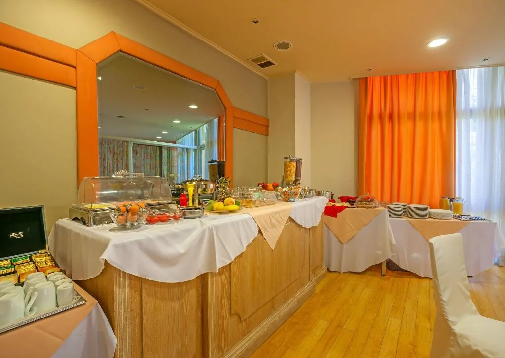 Restaurant, Hotel Park, Athens