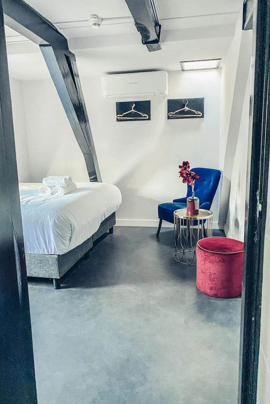 Room, Mr. Monkey Amsterdam, Amsterdam