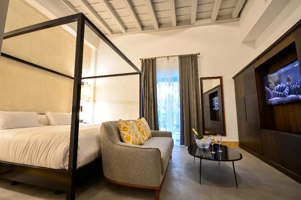 JUNIOR SUITE KING SIZE BED Room, Legado Alcazar, Seville