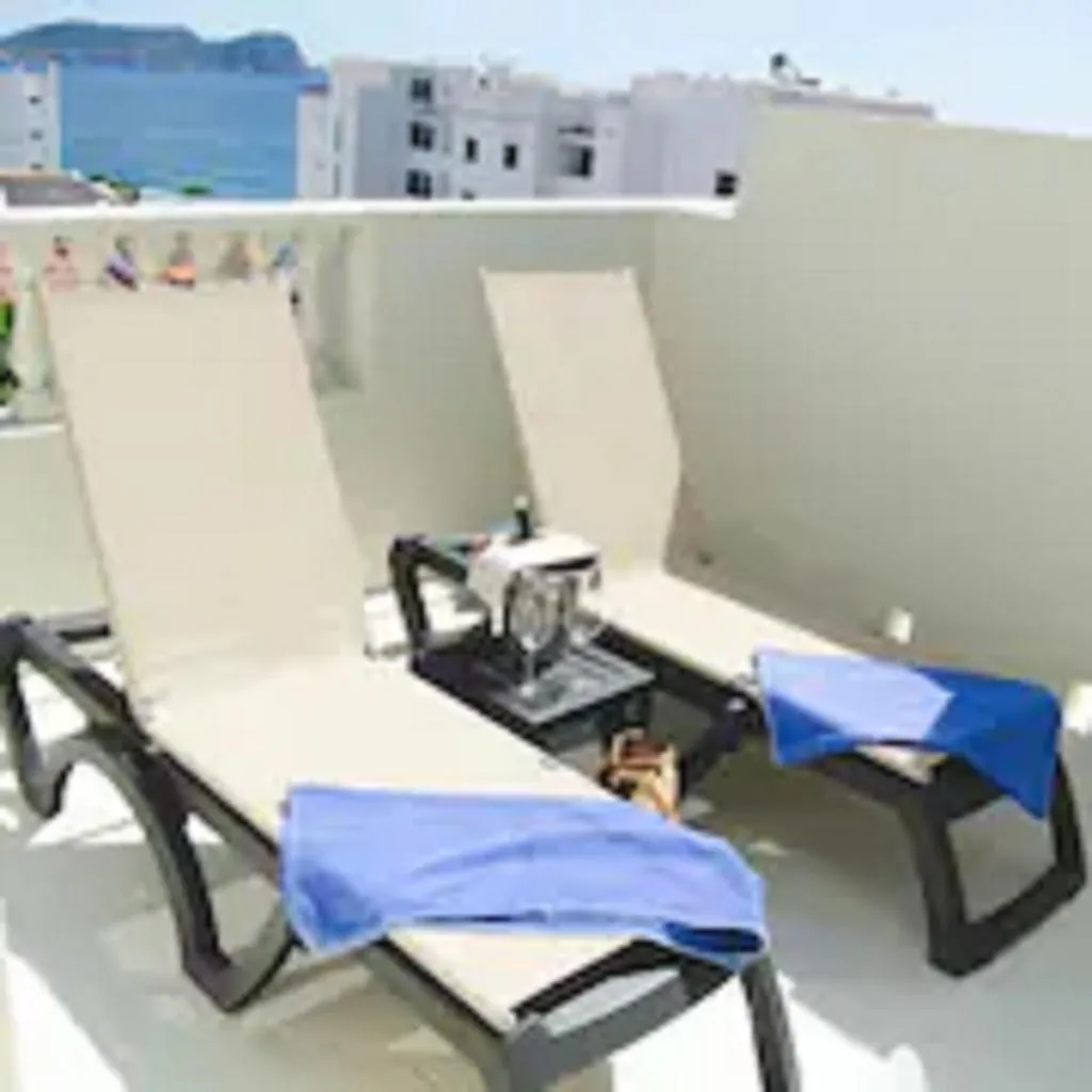 Beach, Hotel Paraiso Beach by LLUM - Adults Only, Ibiza