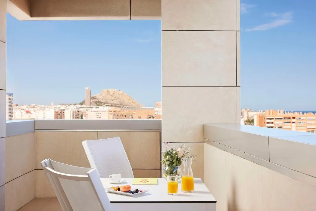 Room, NH Alicante, Costa Blanca