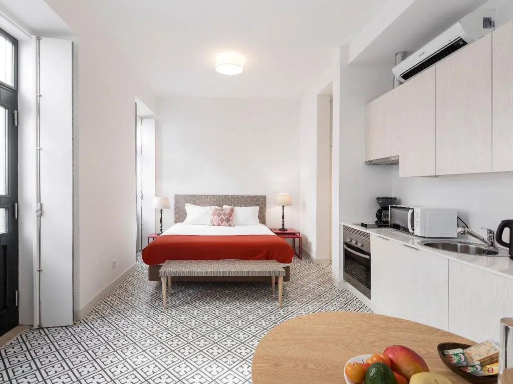 STUDIO STANDARD Room, Lisbon Serviced Apartments - Castelo de S. Jorge, Lisbon