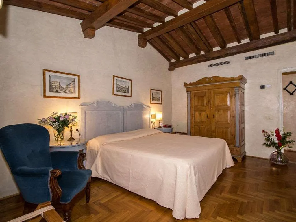 Room, Loggiato Dei Serviti, Florence
