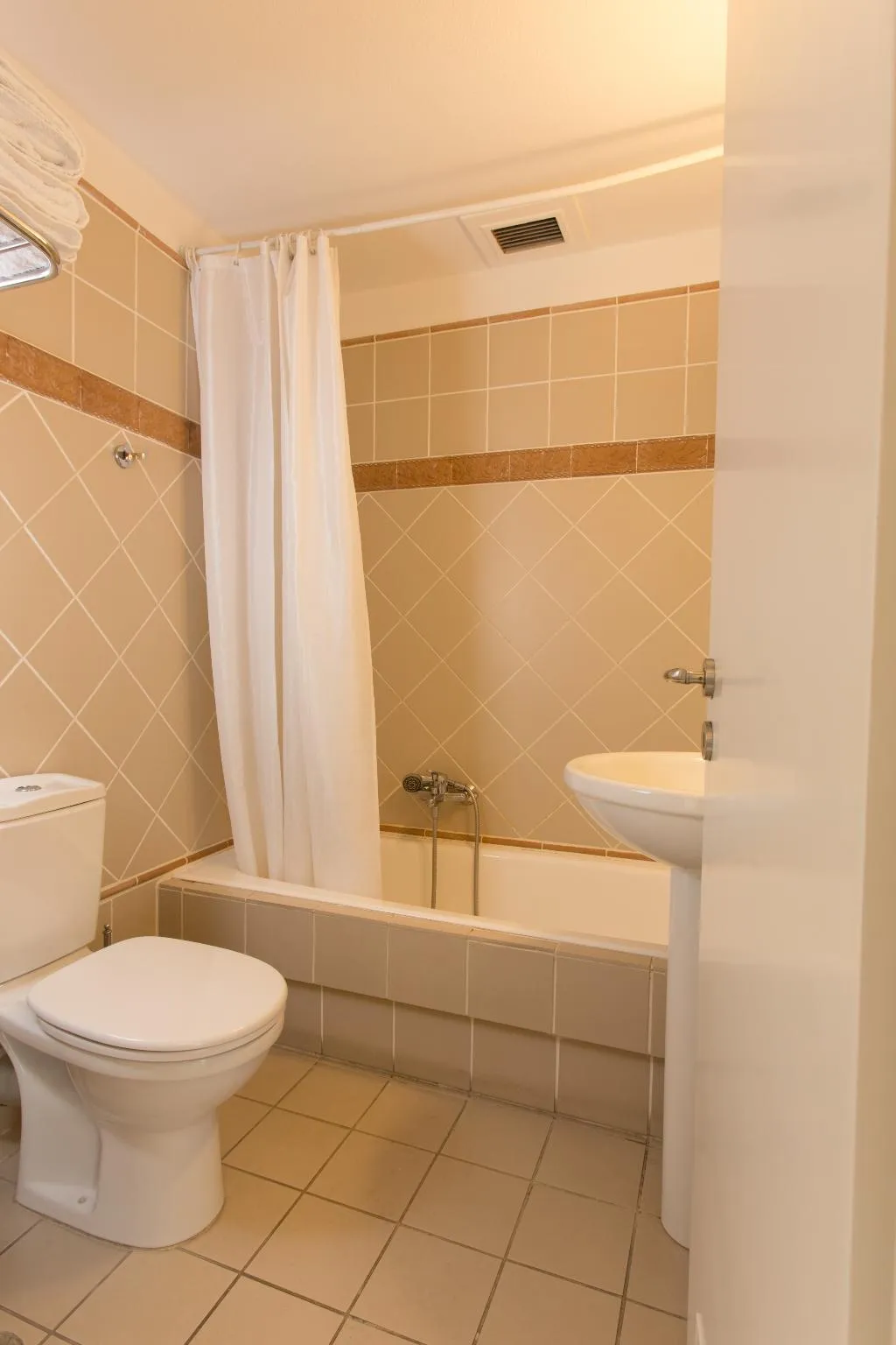 APARTMENT CAPACITY 4 Room, Delice Hotel & Family Apartments, Athens