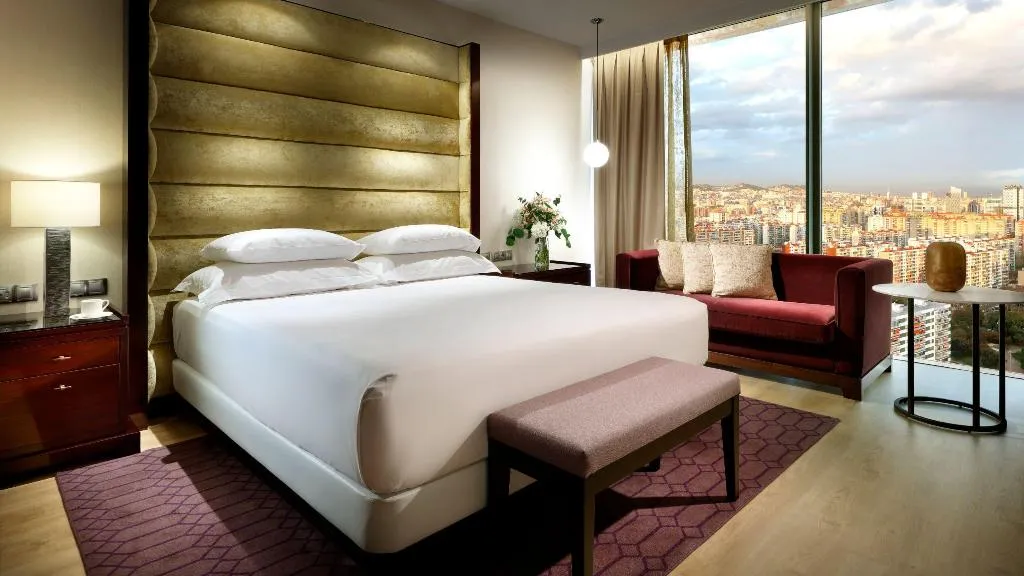 Room KING SIZE BED Room, Hyatt Regency Barcelona Tower, Barcelona