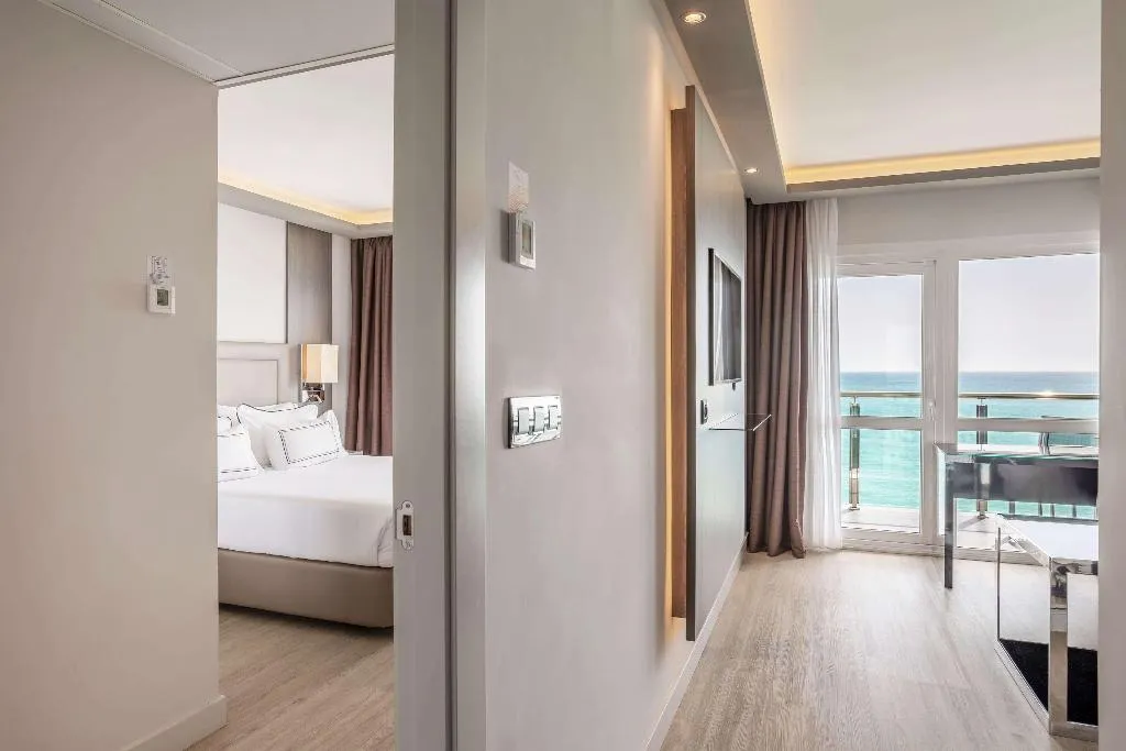 JUNIOR SUITE SEA VIEW Room, Melia Alicante, Costa Blanca