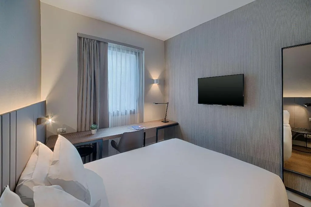 DOUBLE SUPERIOR Room, NH Palermo, Palermo