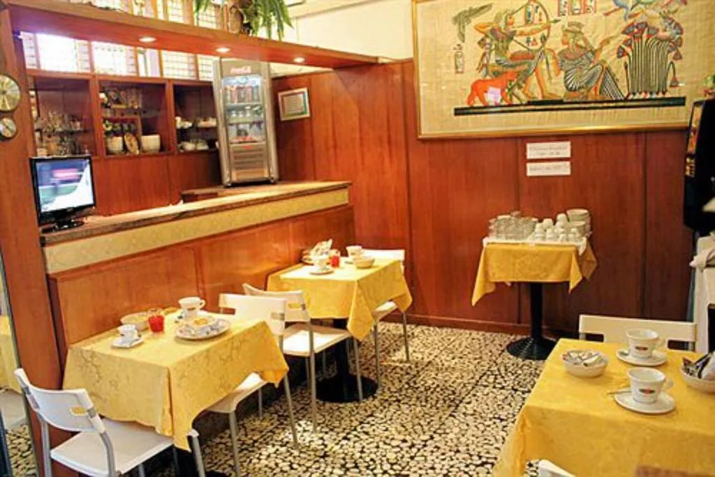 Restaurant, Hotel Del Sud, Milan
