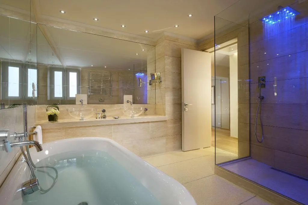 Room, Grand Hotel Minerva, Florence