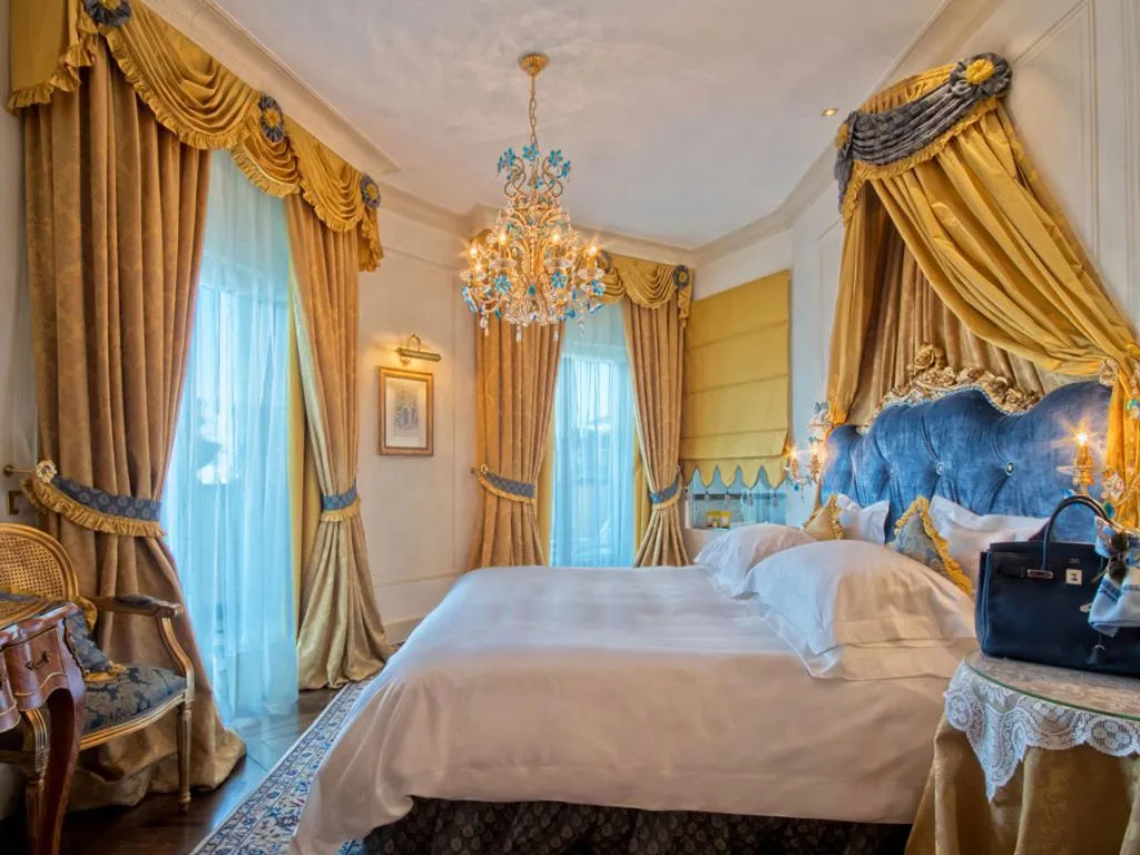 SUITE LAKE VIEW Room, Villa e Palazzo Aminta, Milan