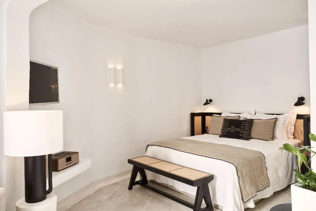 DOUBLE SEA VIEW Room, Charisma Suites, Santorini
