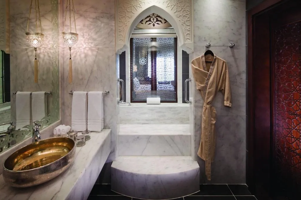 Room, Jumeirah Zabeel Saray Dubai, Dubai