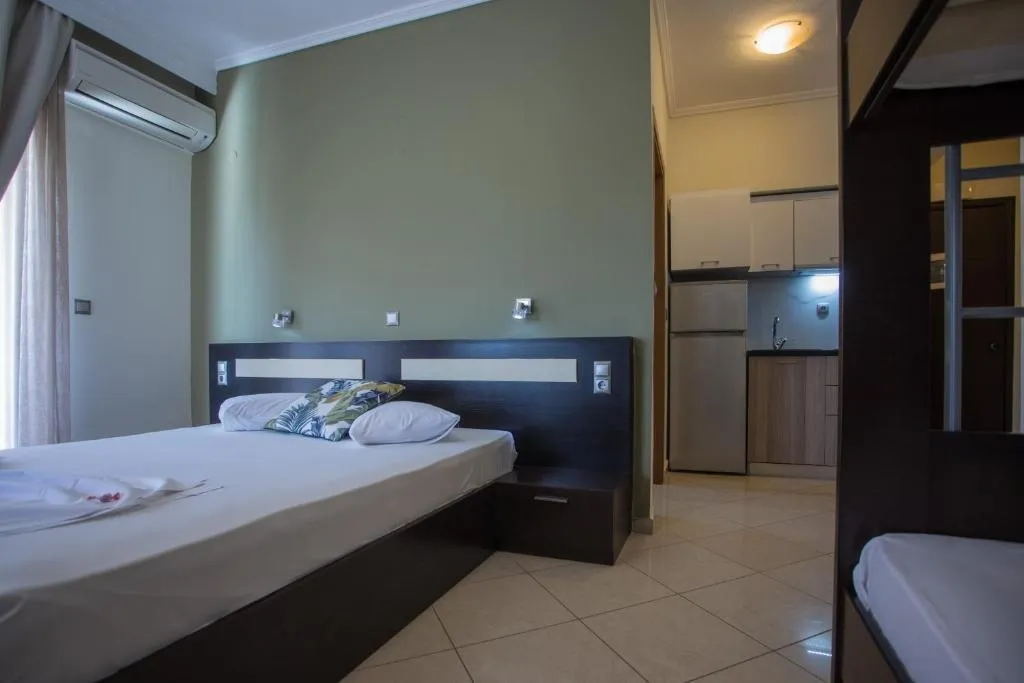 STUDIO CLASSIC Room, Villa Amalia Sun Beach, Thessaloniki