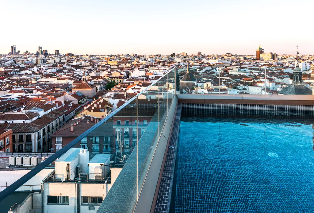 Pool, Gran Via Centric II, Madrid