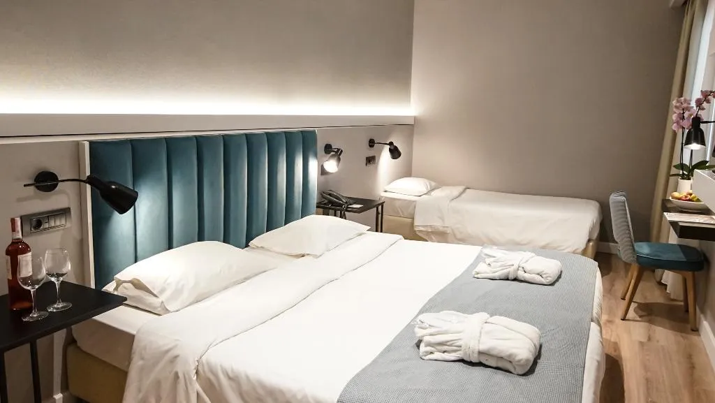TRIPLE STANDARD Room, Athens Cypria, Athens