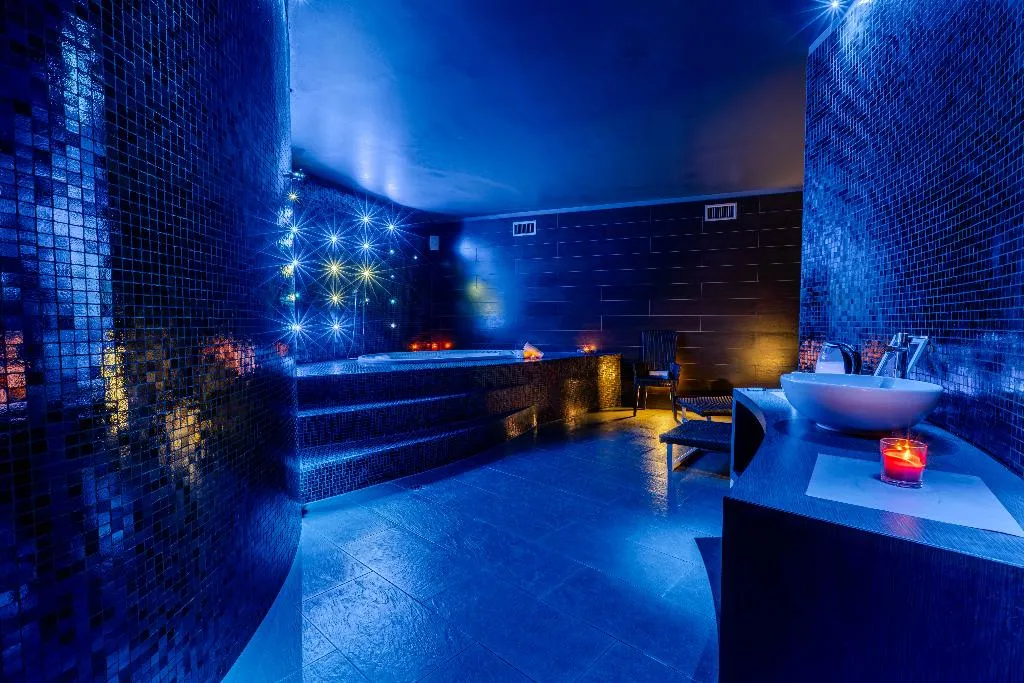 Sports and Entertainment, For You Hotel, Milan