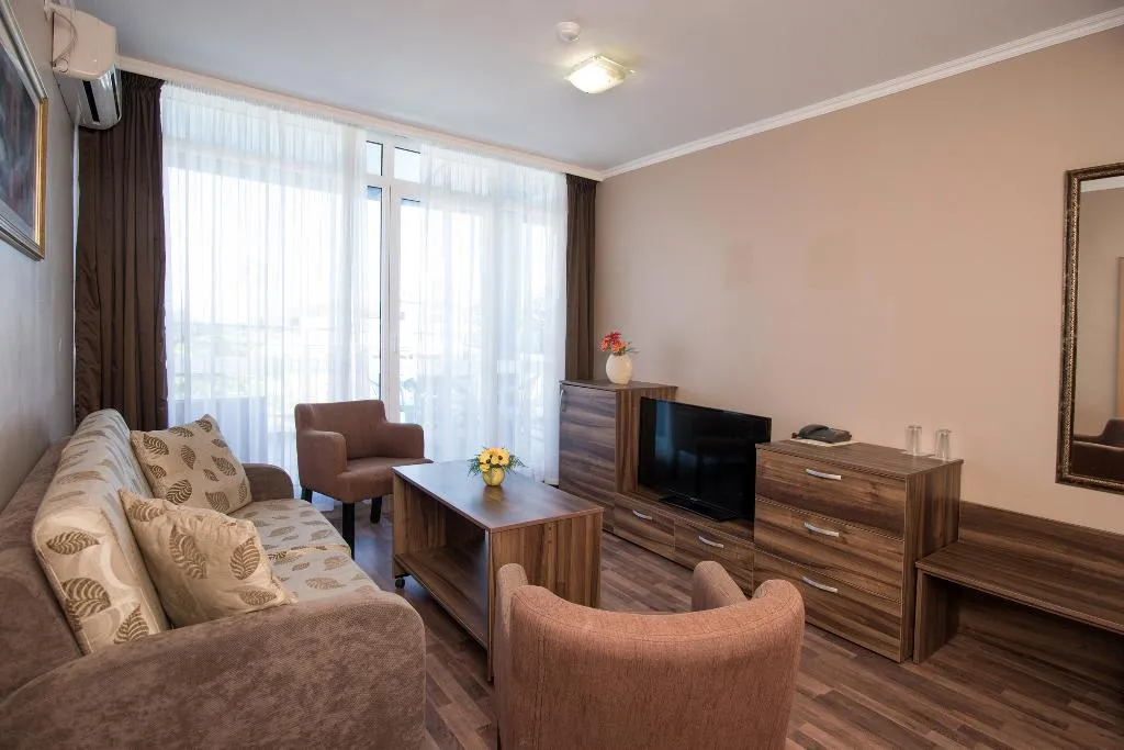 APARTMENT STANDARD Room, Hotel Regatta Palace, Bourgas