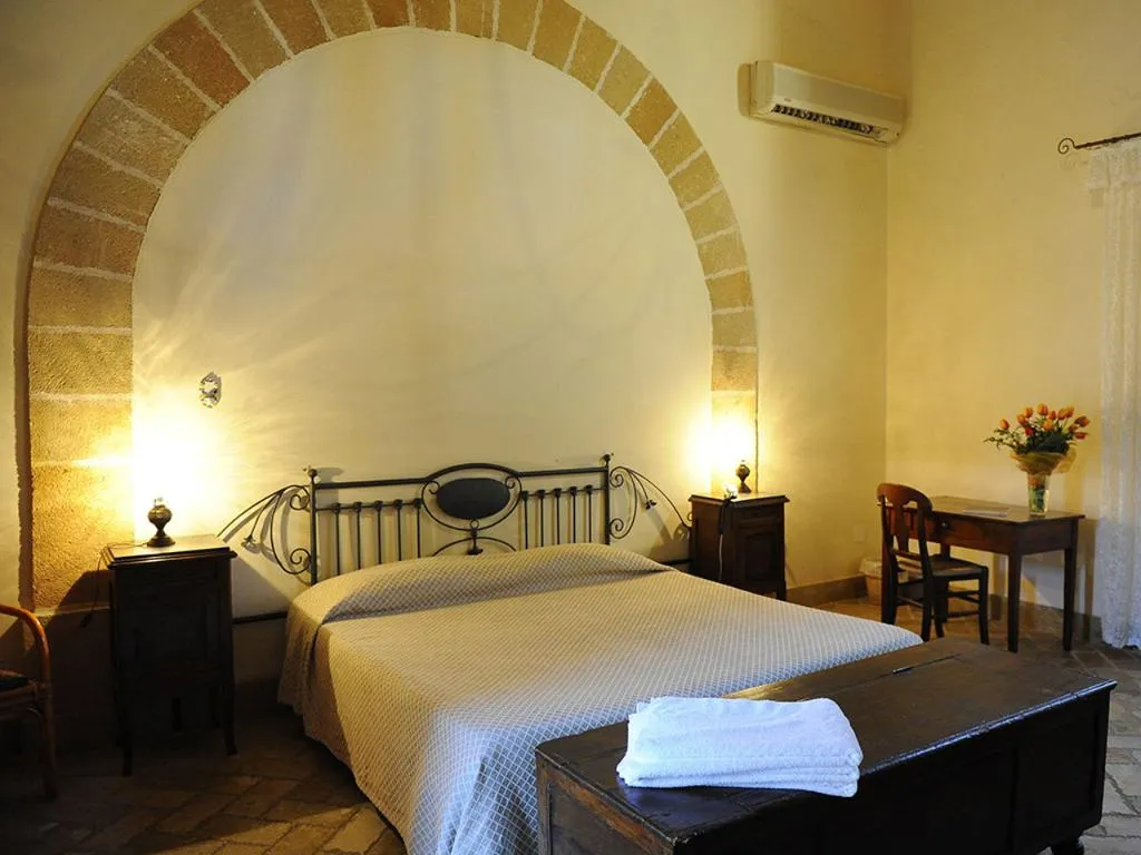 TRIPLE CLASSIC Room, Baglio Basile CDSHotels, Palermo
