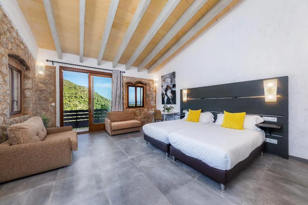 Double or Twin SUPERIOR Room, Finca Albellons, Majorca