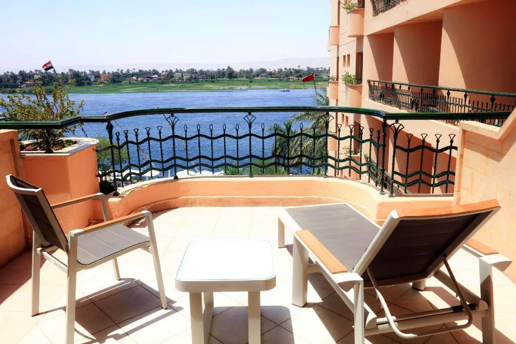 DOUBLE EXECUTIVE Room, Steigenberger Nile Palace, Luxor