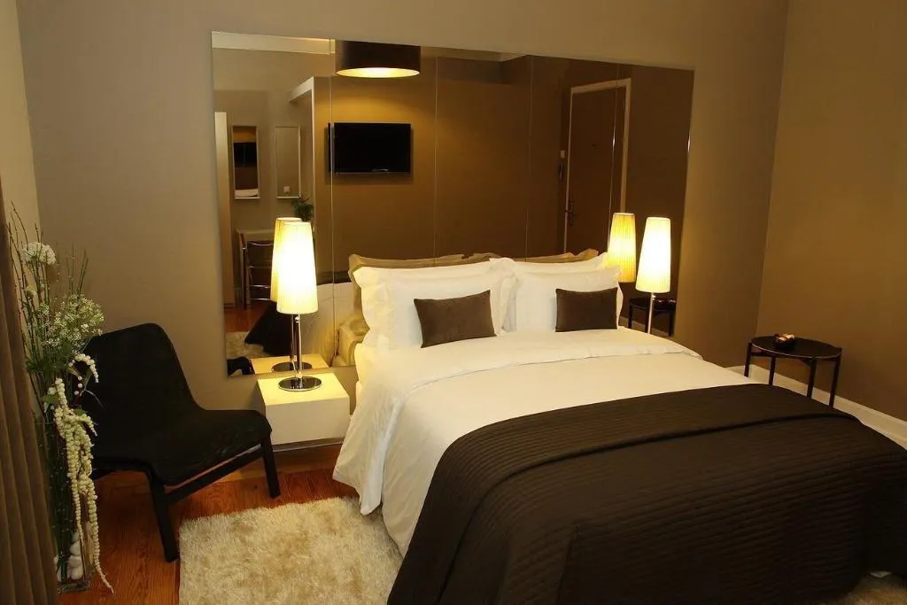 Room, Castilho House, Lisbon