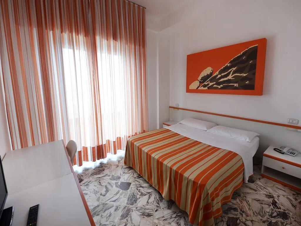 QUADRUPLE STANDARD Room, Hotel Palm Beach, Palermo