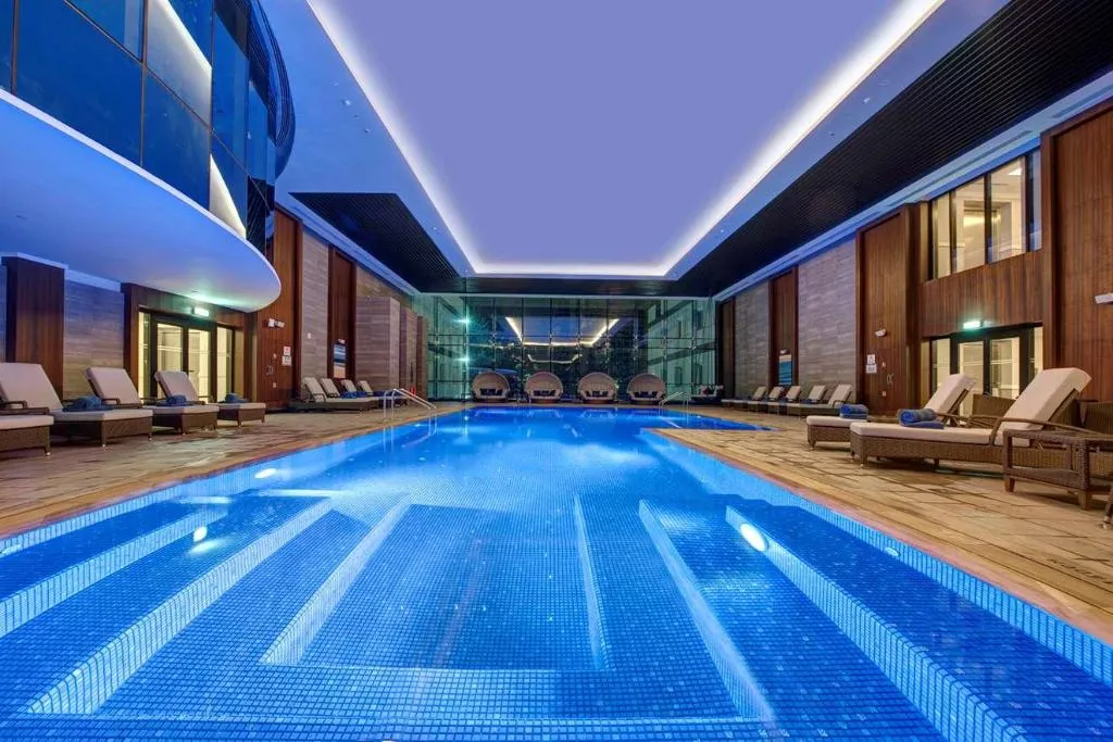 Pool, Dukes The Palm Dubai Hotel, Dubai