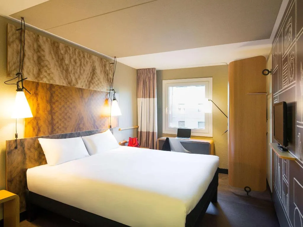 DOUBLE PREMIUM Room, Ibis Amsterdam Centre Stopera, Amsterdam