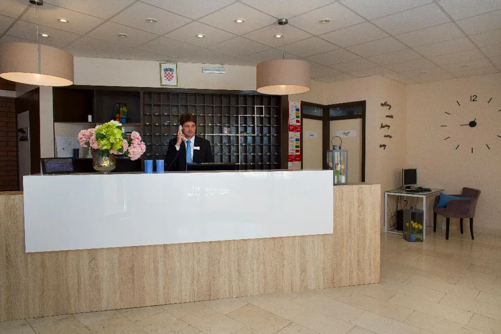Lobby, Hotel Faraon, Dubrovnik