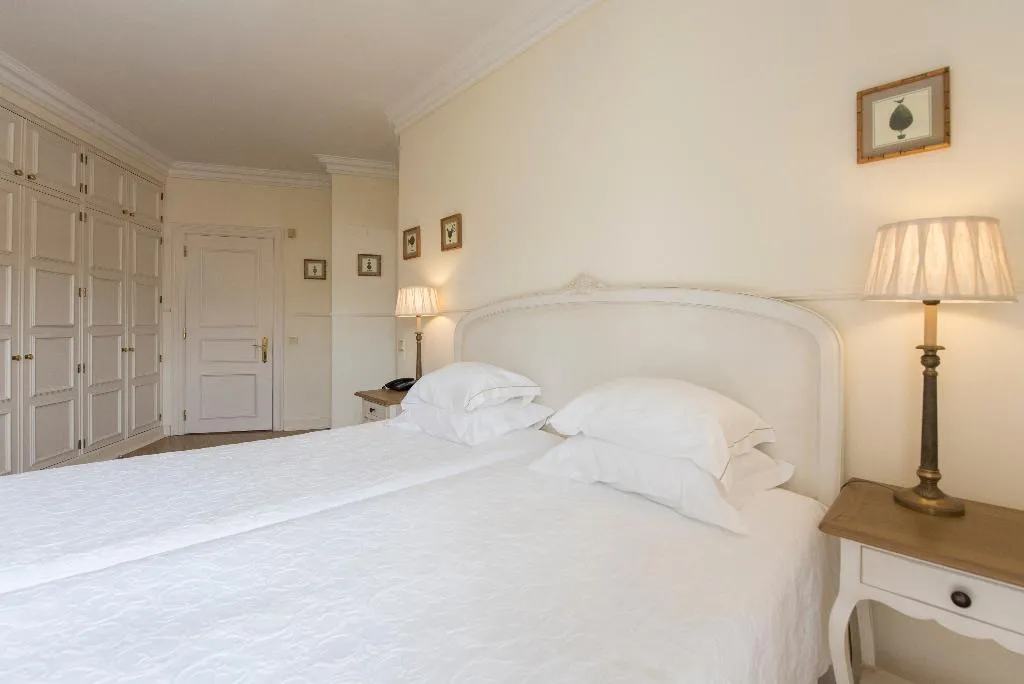 Double or Twin SUPERIOR Room, The Charm of Cascais, Lisbon