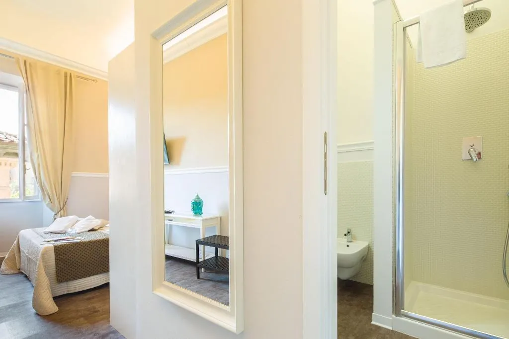 Room, B&B Residenza San Gallo 79, Florence