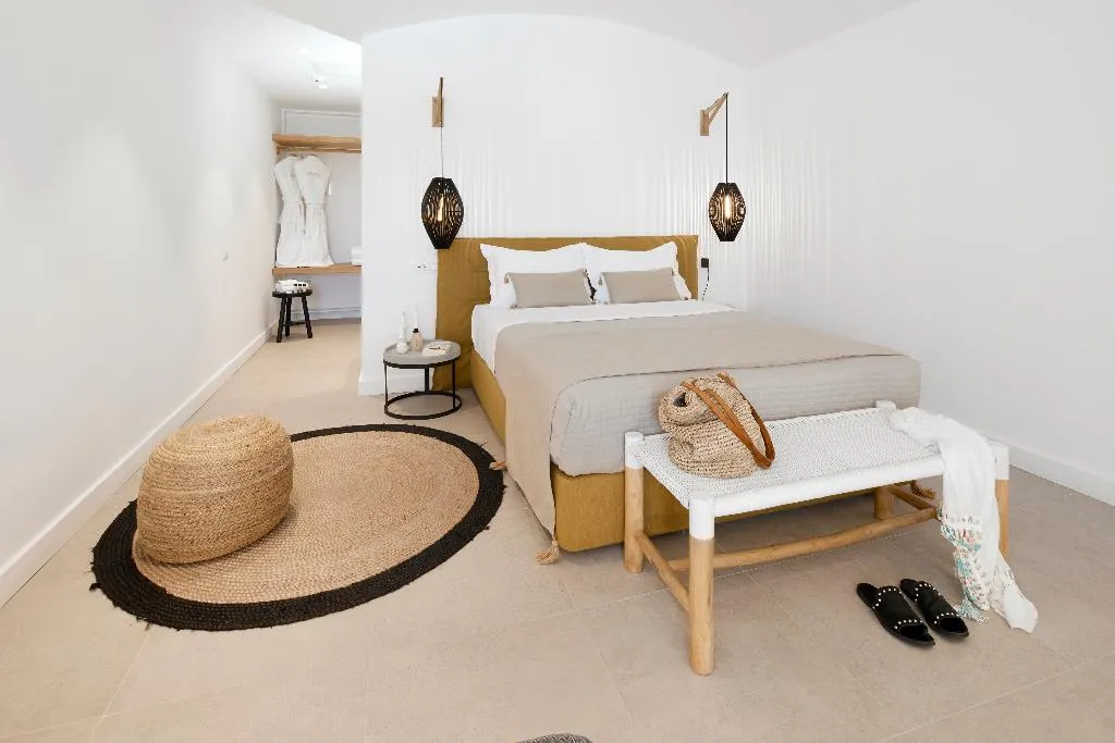 SUITE EXECUTIVE Room, Altera Pars Suites, Santorini