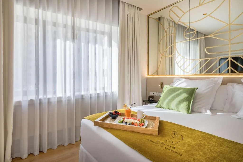 Double or Twin PREMIUM Room, Barceló Torre de Madrid, Madrid